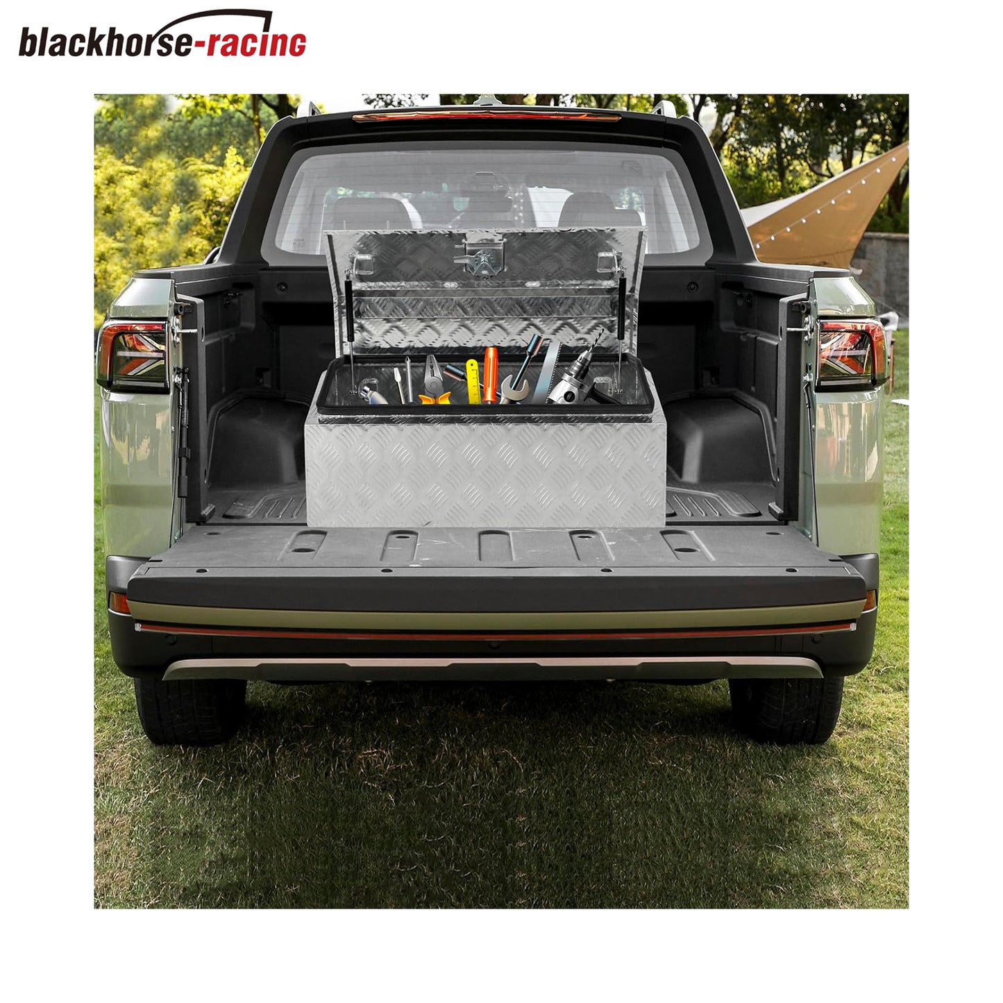 
                  
                    30-inch (approximately 76.2 cm) heavy-duty aluminum truck toolbox with dome lid, designed for retrieving RV trailers; the toolbox includes a lock and key; waterproof – Silver
                  
                